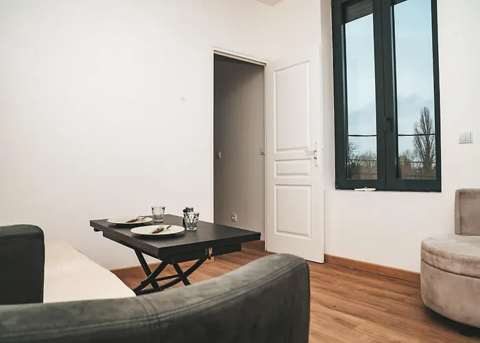 Hostel Bords De Marne 2
